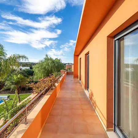 Contemporary With Private Pool #1987 Lejlighed *