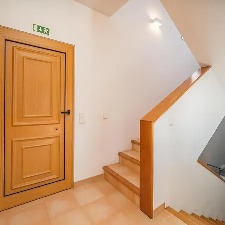 Lejlighed Contemporary With Private Pool #1987