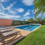 Apartamento Contemporary With Private Pool #1987 Lagos