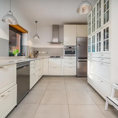 Contemporary With Private Pool #1987 Apartamento